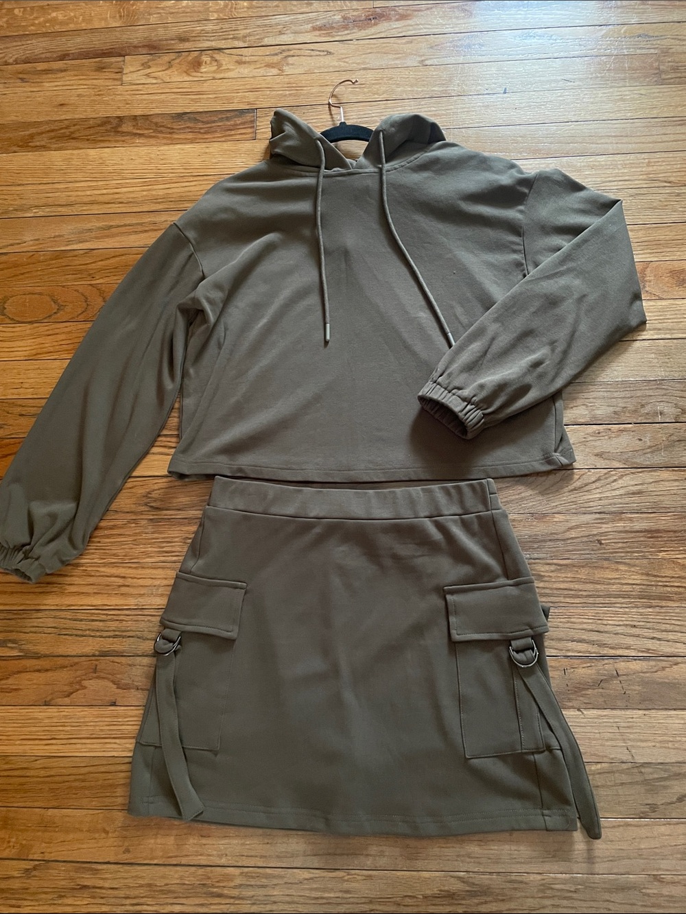 NWOT Olive Green 2Pc Cargo Skort with Hooded Long Sleeve Top